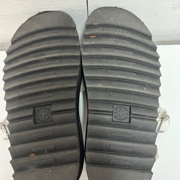 Dr Martens White Voss Quad Fluffy Sandals Sz 8 - Picture 8 of 9